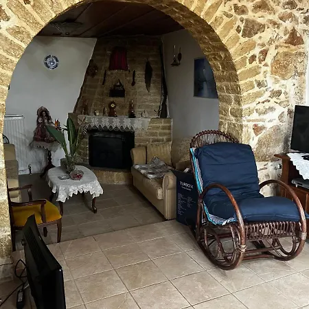 Pavlos בית נופש *